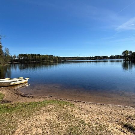 Hyltena Stugby Йёнчёпинг Экстерьер фото